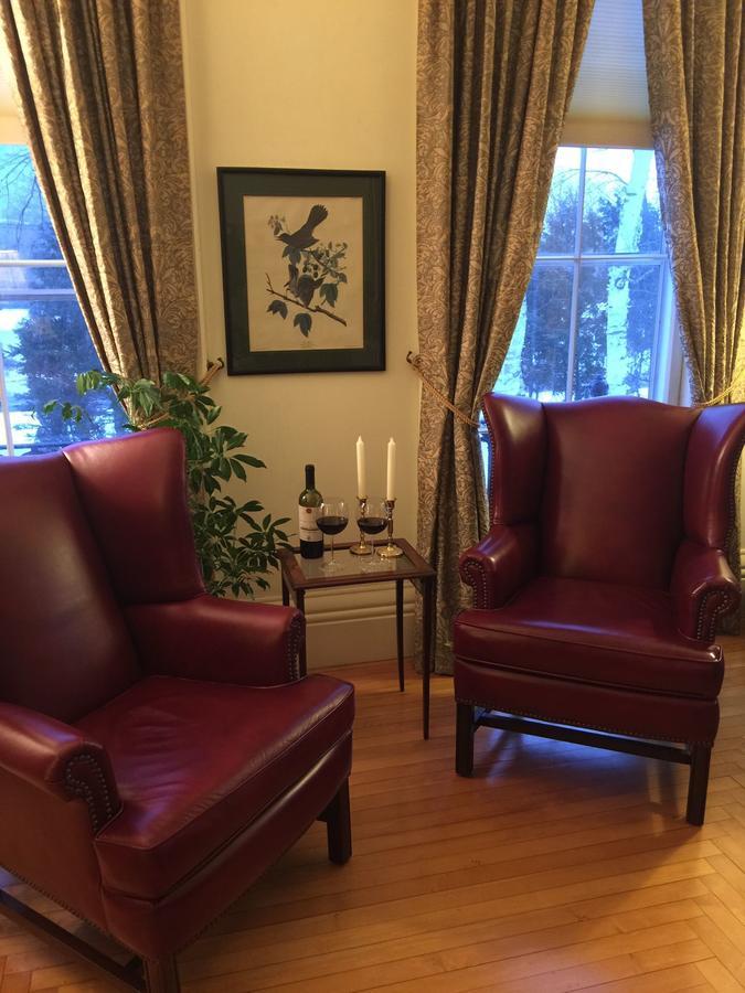 ノースアダムズ Blackinton Manor Bed & Breakfast エクステリア 写真